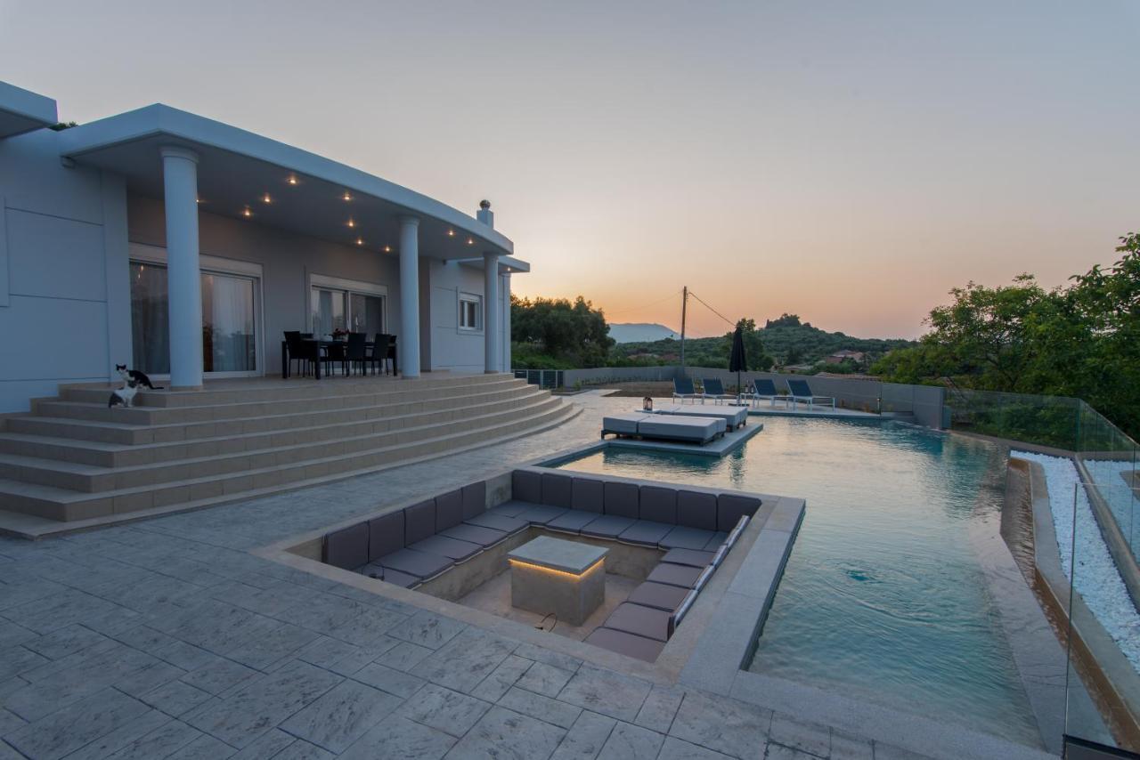 Mouzákion Villa Moonstone מראה חיצוני תמונה