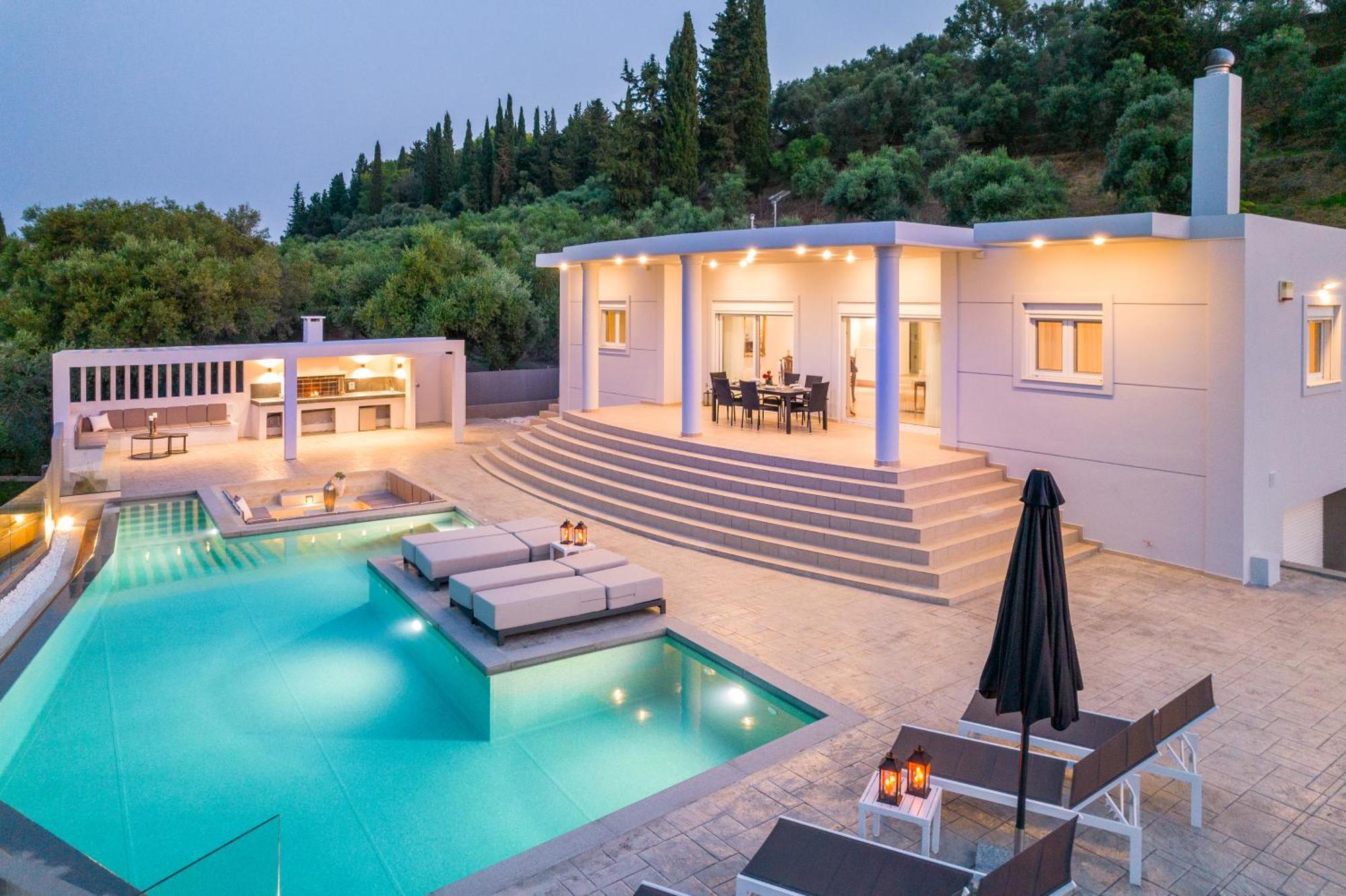 Mouzákion Villa Moonstone מראה חיצוני תמונה