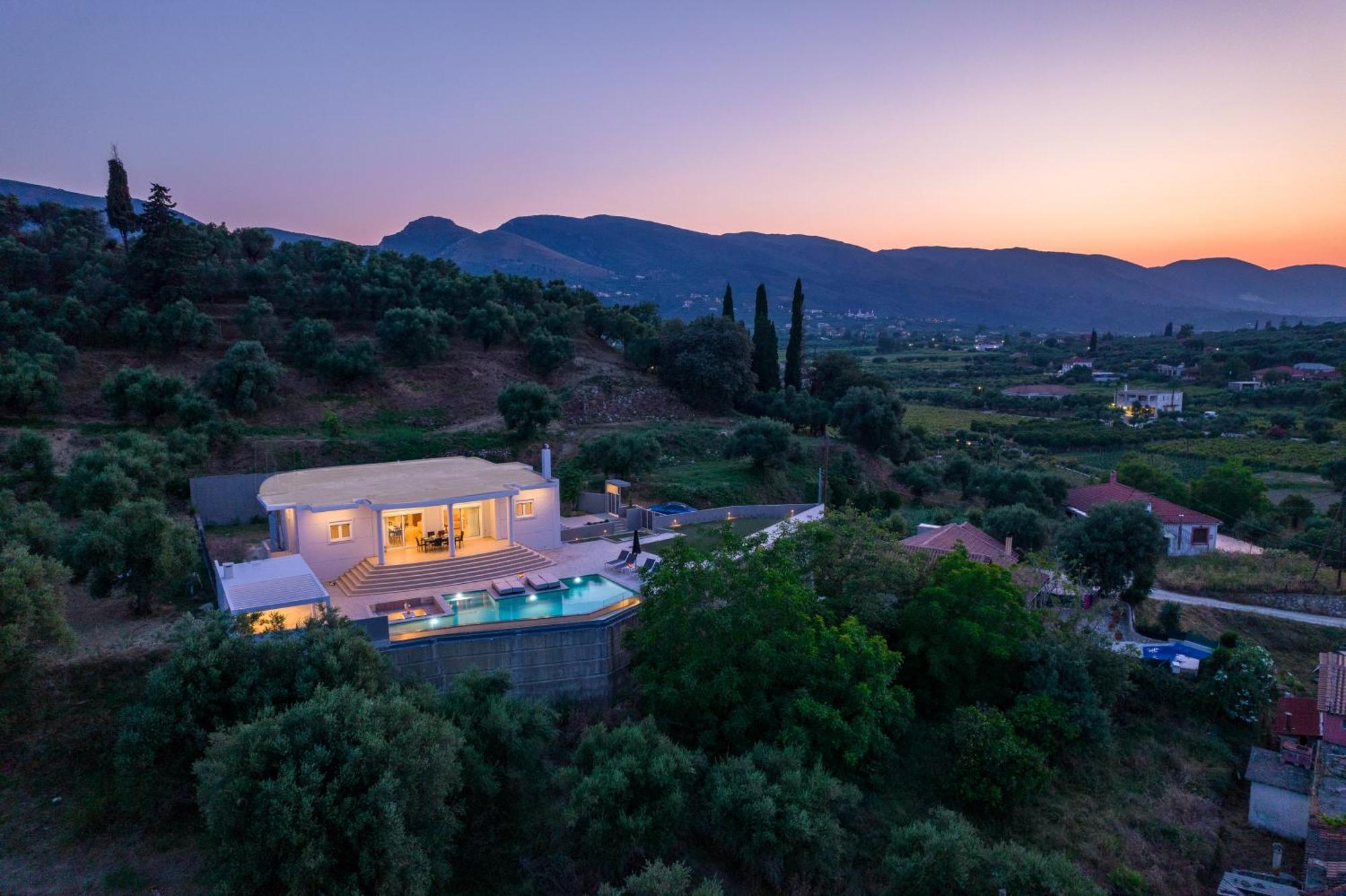 Mouzákion Villa Moonstone מראה חיצוני תמונה