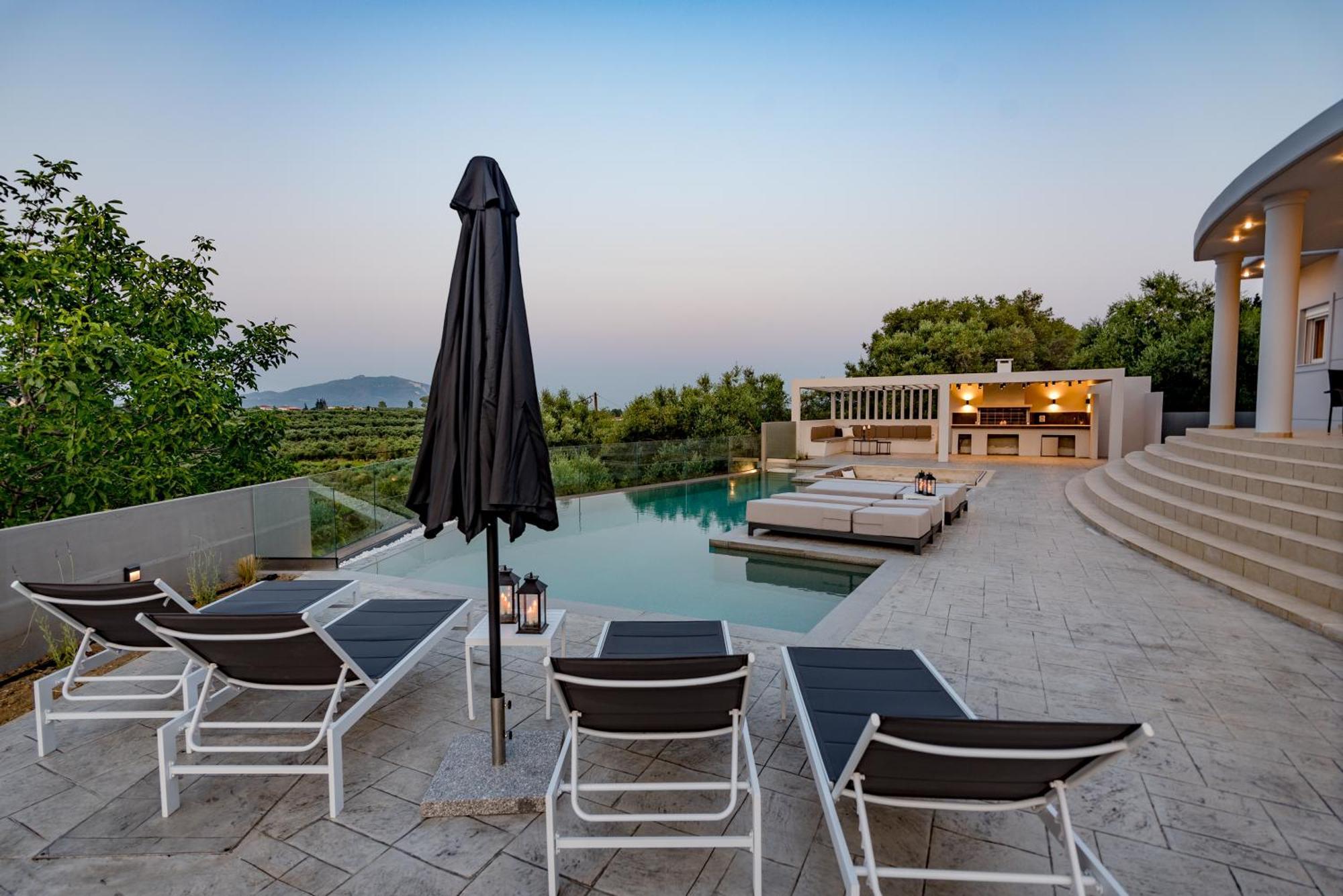 Mouzákion Villa Moonstone מראה חיצוני תמונה