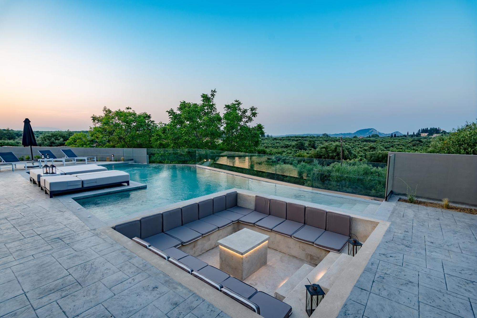 Mouzákion Villa Moonstone מראה חיצוני תמונה